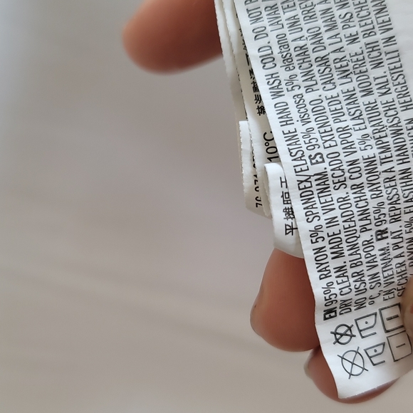 Forever 21 tshirt - Picture 3 of 3